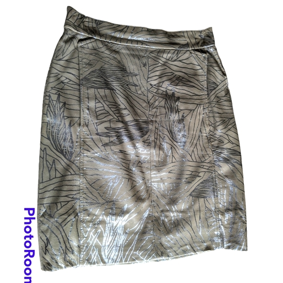 VTG Beige Leather Skirt With Silver Leaf Design, Women's Sz 6, 2 Front Pockets - Picture 5 of 9